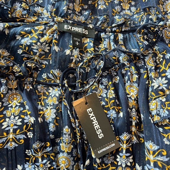 Express Women’s Blue Silver Multi Color Semi-Sheer Floral‎  Blouse Size Small - Picture 11 of 13